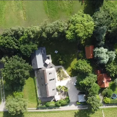 Bunnyhuus * Oberndorf